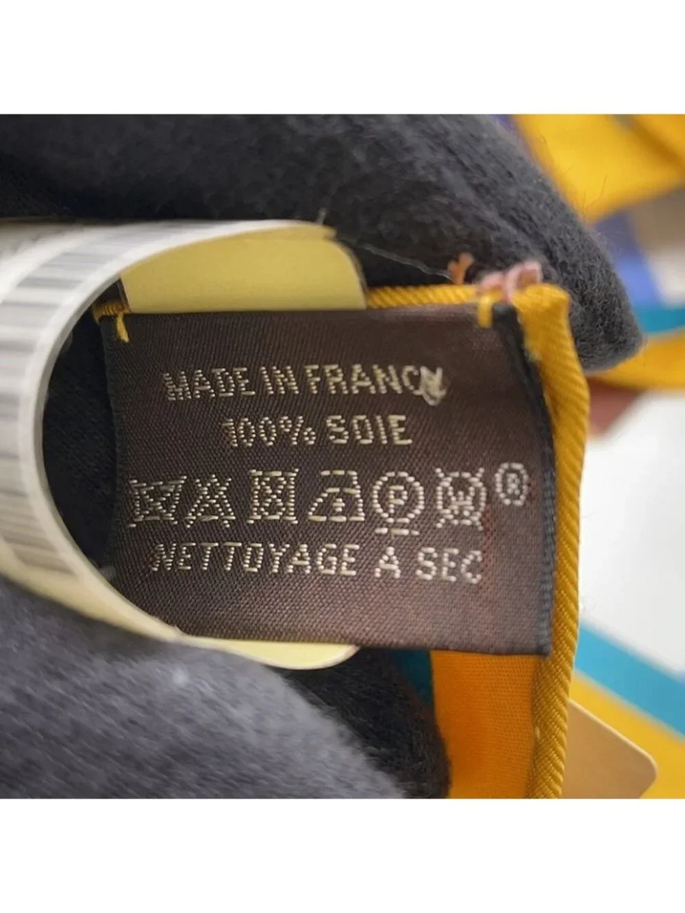 ★SOLD★ Hermes Scarf Carre 90 Imaginary Saddle la Selle Imaginaire Silk - Picture 5 of 6